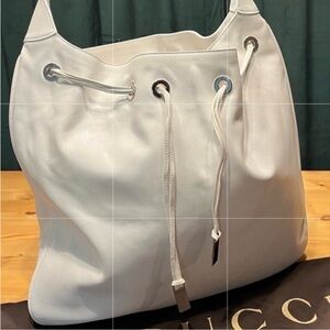 Gucci White Leather Drawstring Shoulder Bag with Bamboo Handle-Bag new